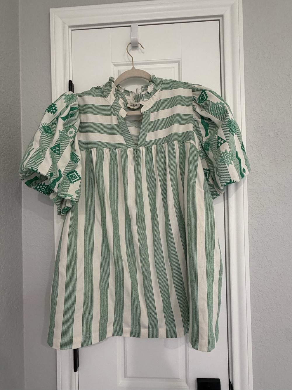Umgee Green and White Striped Tunic Top - Picture 1 of 3